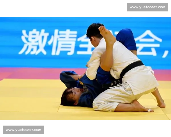 柔道决赛精彩对决全纪录运动员拼搏瞬间揭秘 柔道决赛精彩对决全纪录运动员拼搏瞬间揭秘